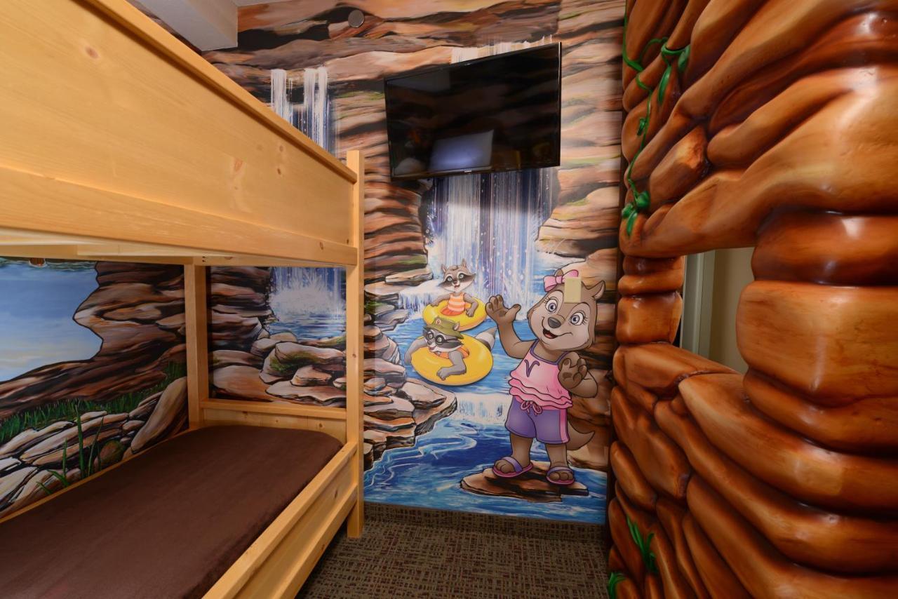 Great Wolf Lodge Colorado Springs Exterior photo